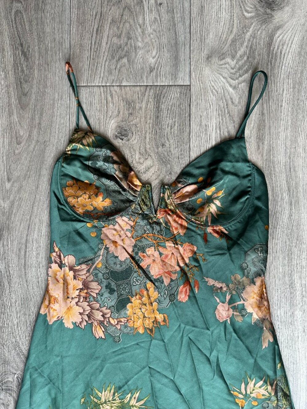 🌿 ACOA Green Floral Satin Bustier Midi Dress Open Tie Back NWT Medium 🌿 - Picture 3 of 7